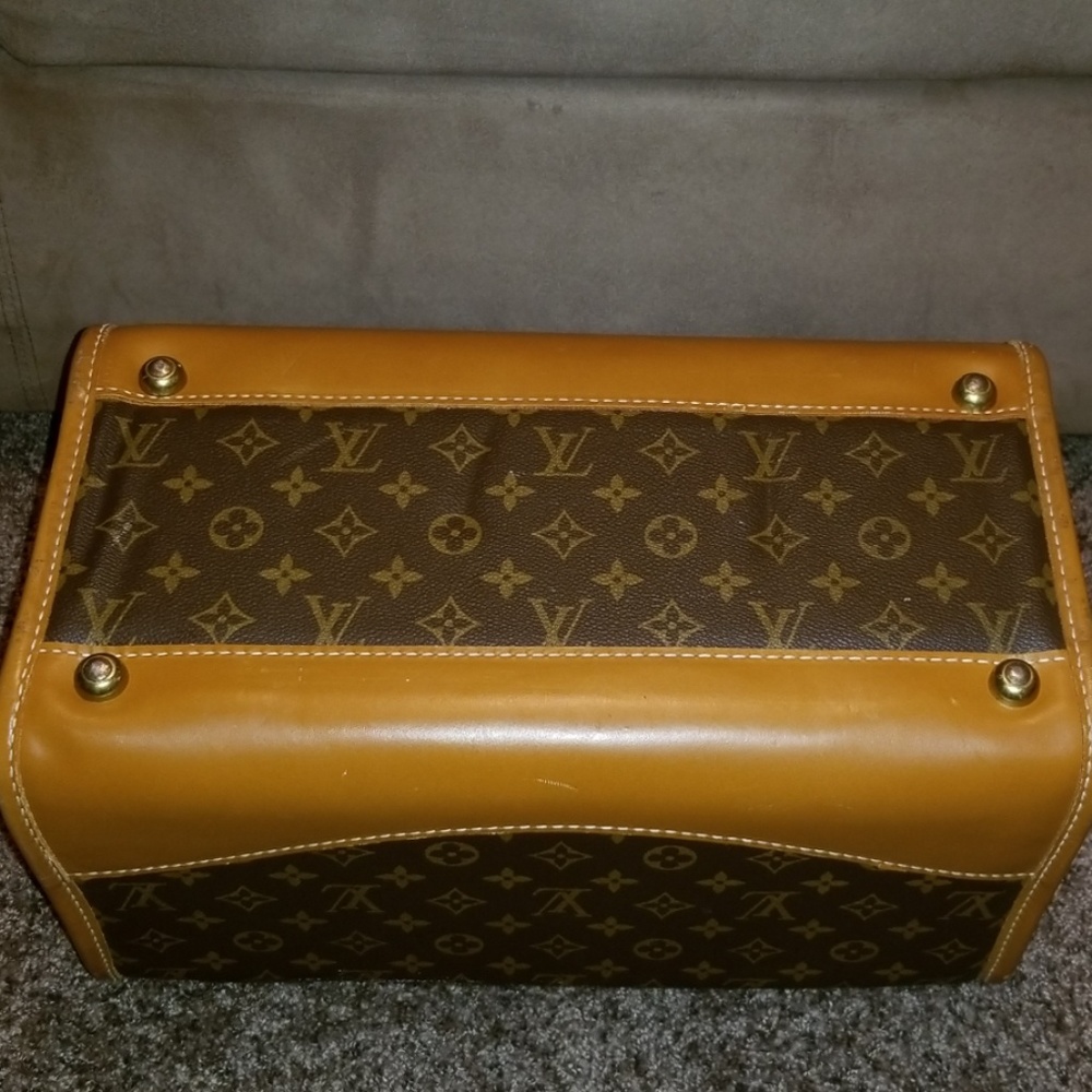 Louis Vuitton travel vanity - Picture 3 of 8